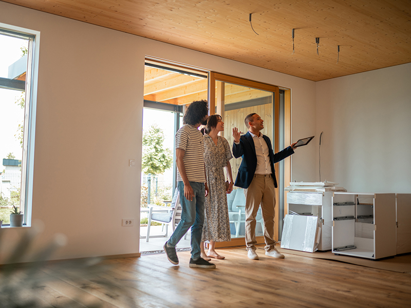 Selling your home in Downers Grove, Illinois? Find out what buyers want in 2025
